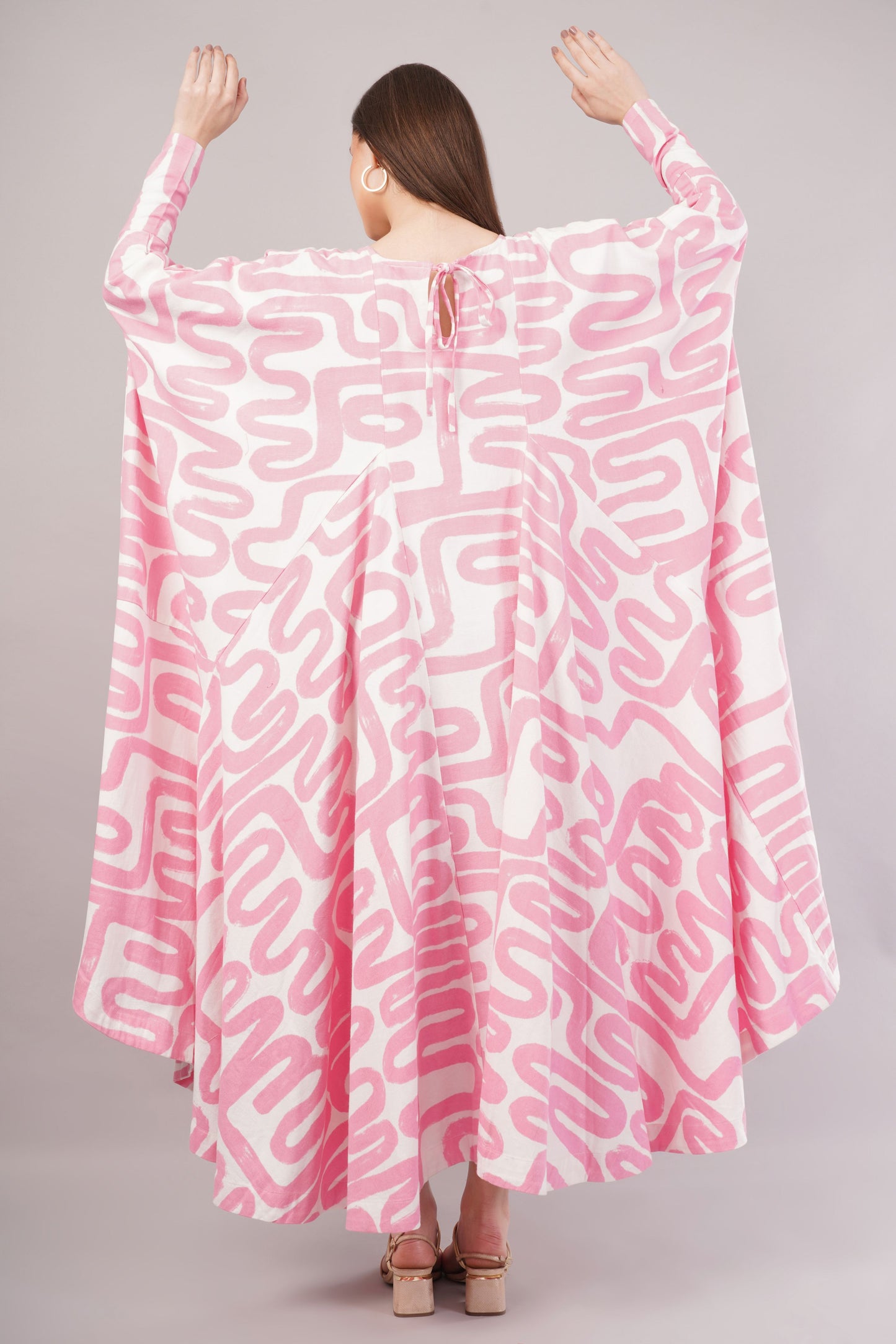 Pink Abstract Cotton Dress – Maze-Inspired Print with Dramatic Pleats
