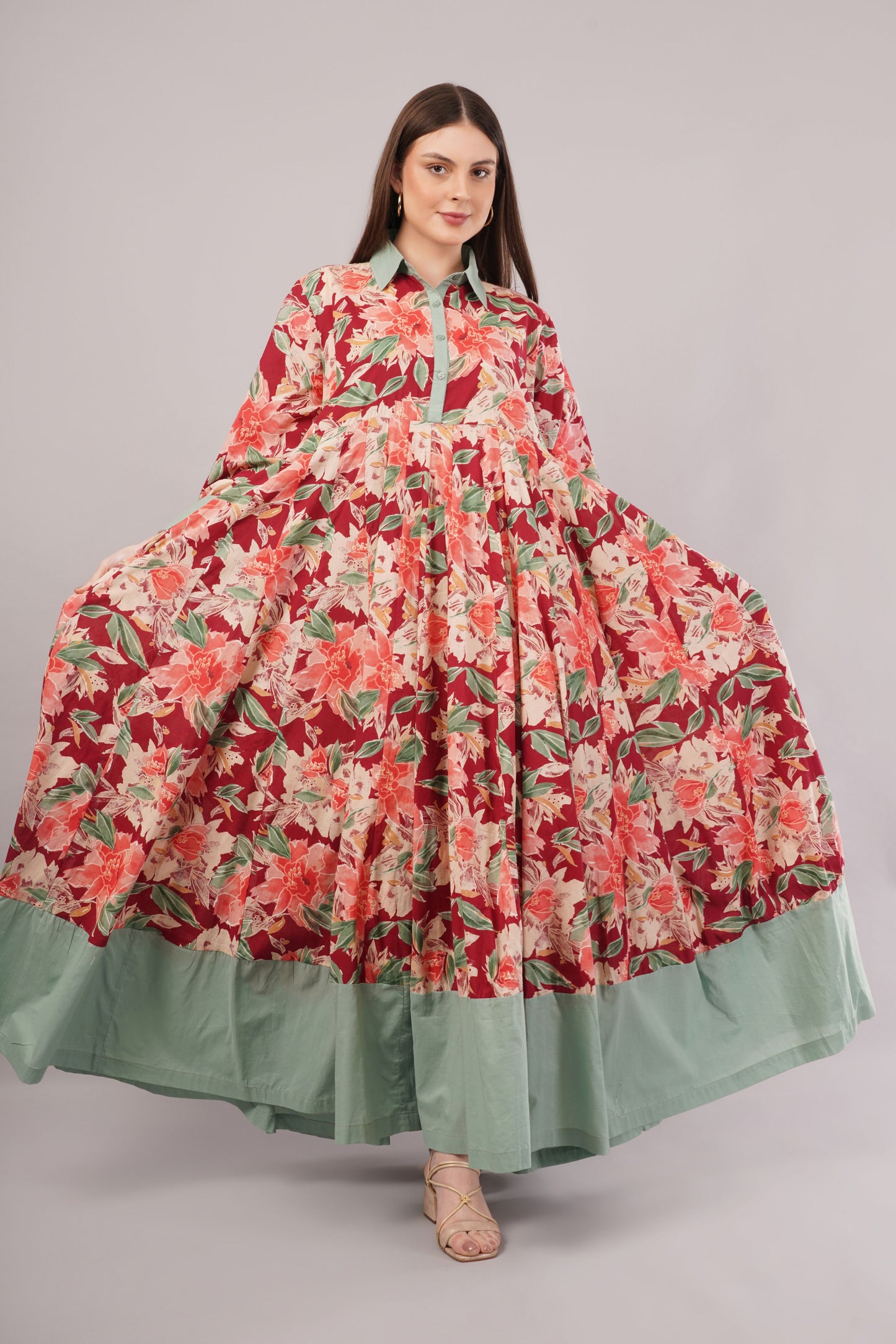 Red Floral Cotton Kaftan with Green Collar – Bold, Breezy & Stylish