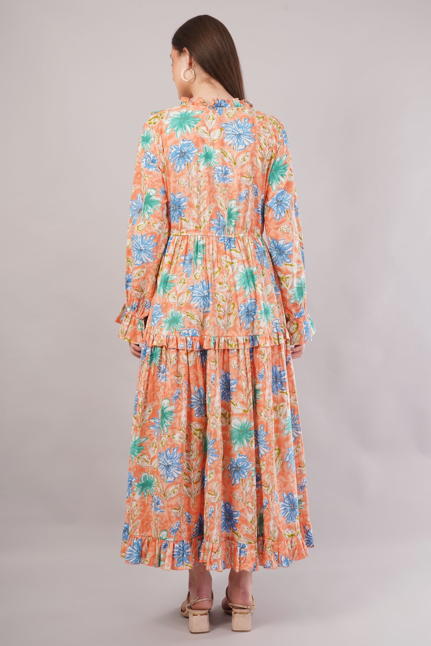 Peach Floral Cotton Kaftan – Soft Volume with Tiered Ruffle
