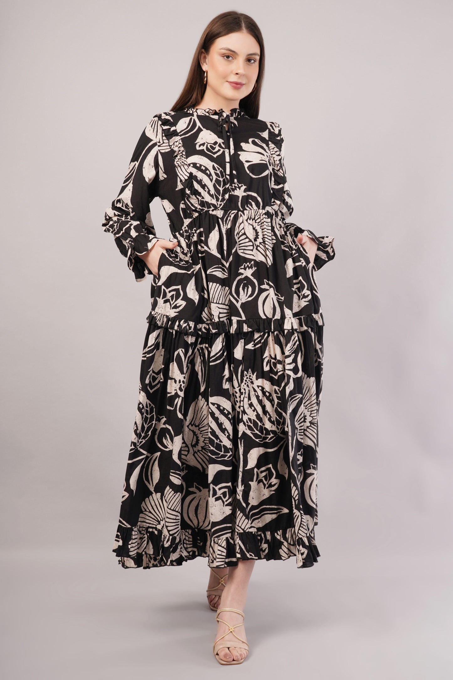 Black Floral Cotton Dress– Timeless Style with Pockets & Ruffle