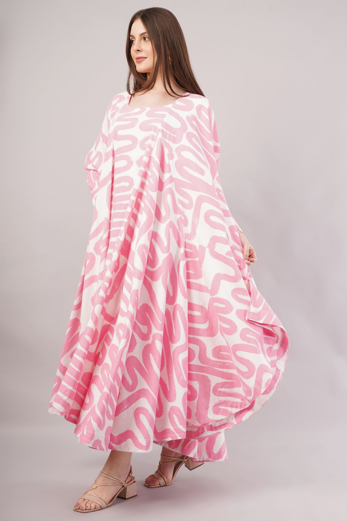 Pink Abstract Cotton Dress – Maze-Inspired Print with Dramatic Pleats