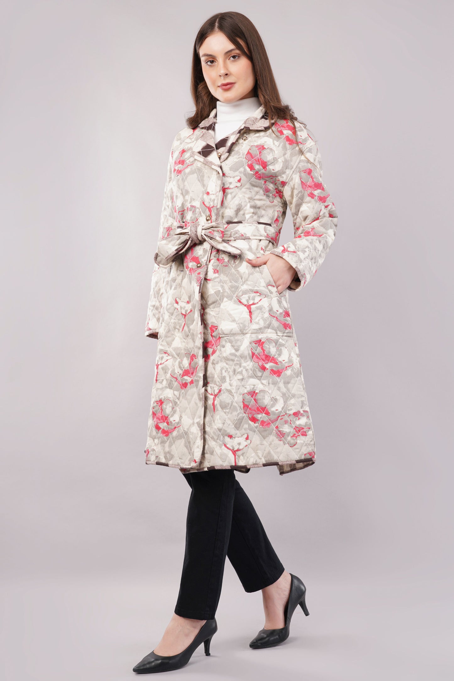 Reversible Quilted Cotton Robe – Beige Floral & Checkered Neutral Belted Loungewear