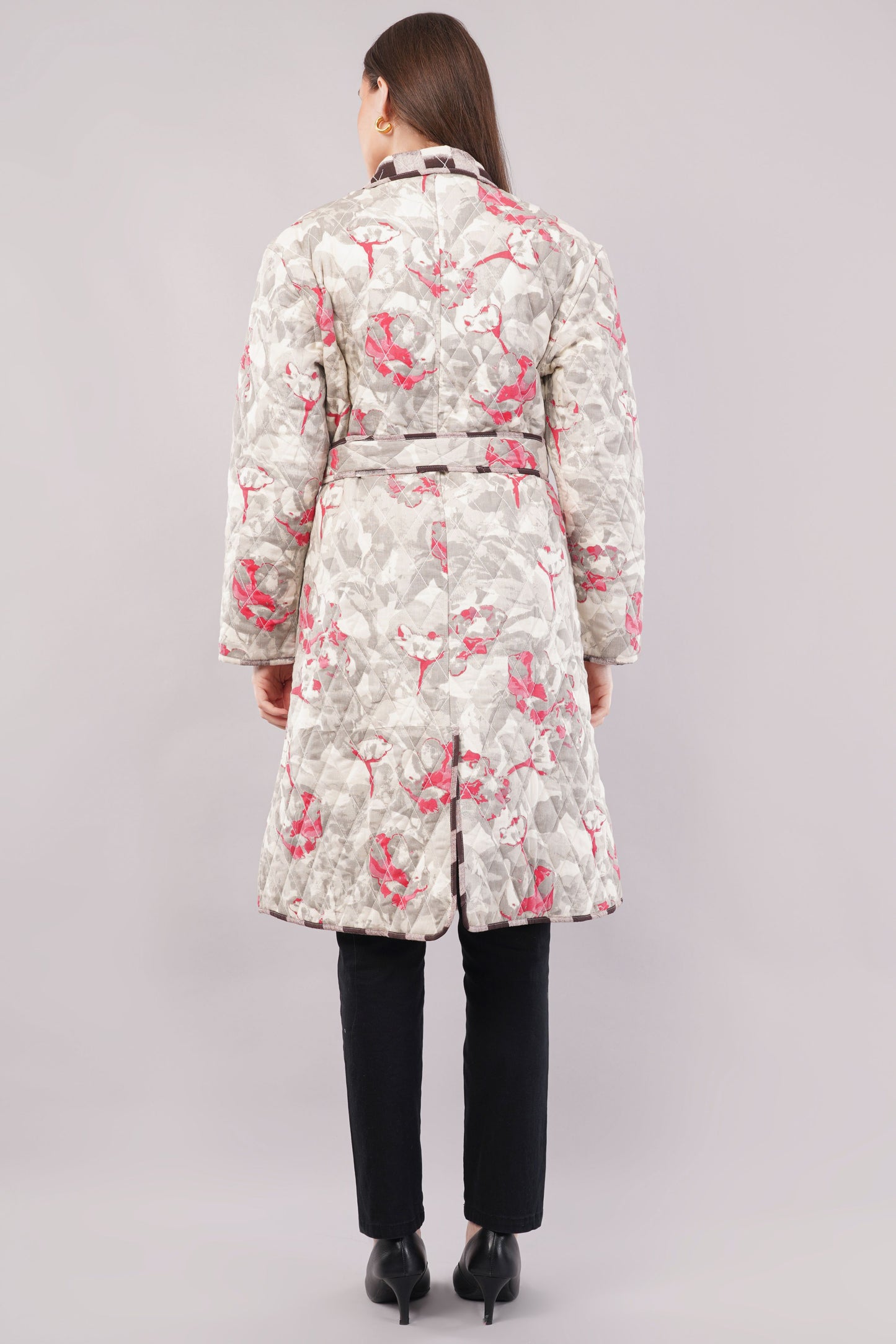 Reversible Quilted Cotton Robe – Beige Floral & Checkered Neutral Belted Loungewear